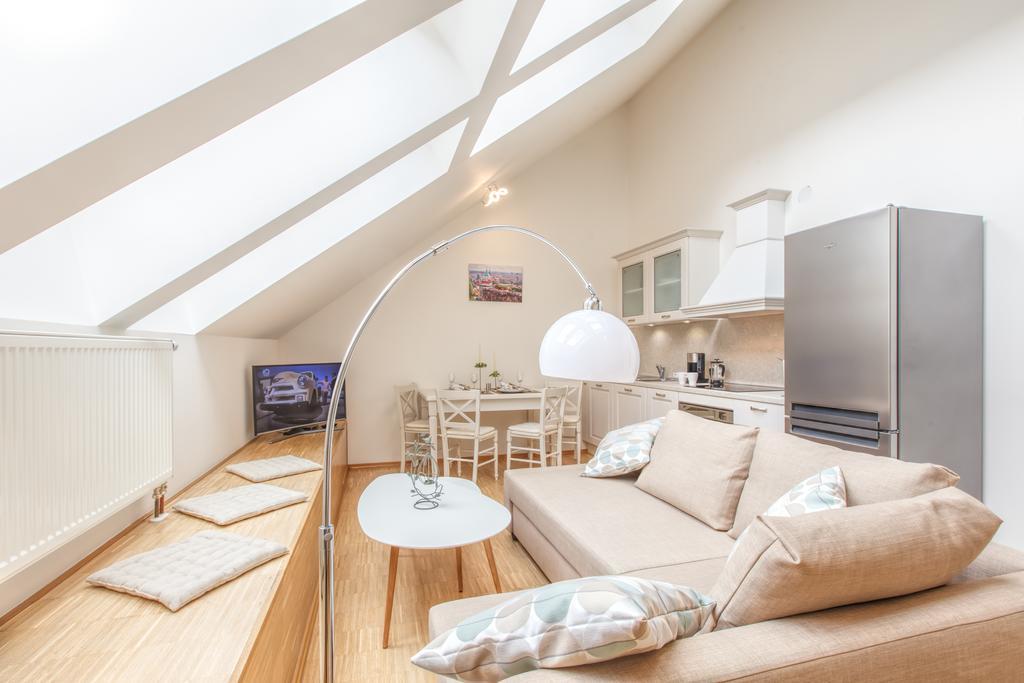 Modern Apartment Charvatova Prague Extérieur photo
