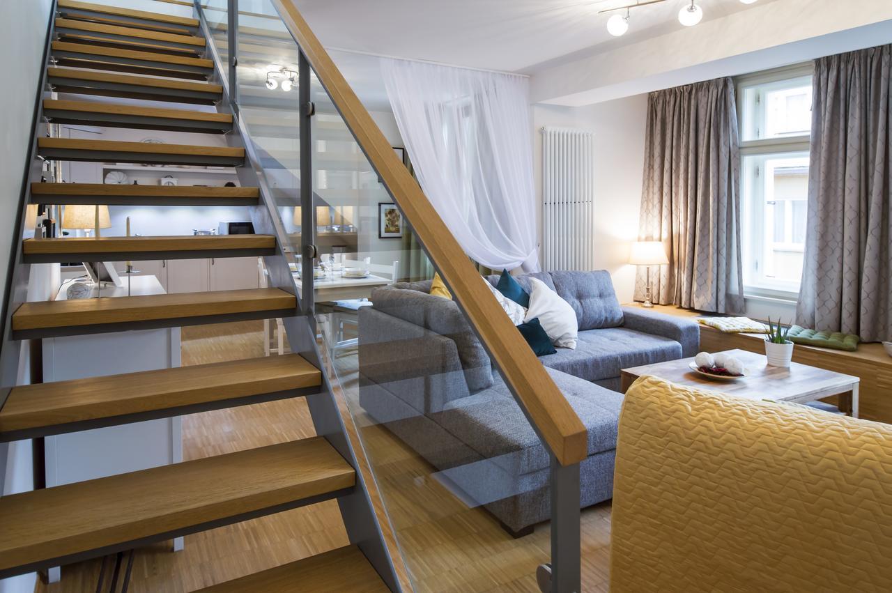 Modern Apartment Charvatova Prague Extérieur photo