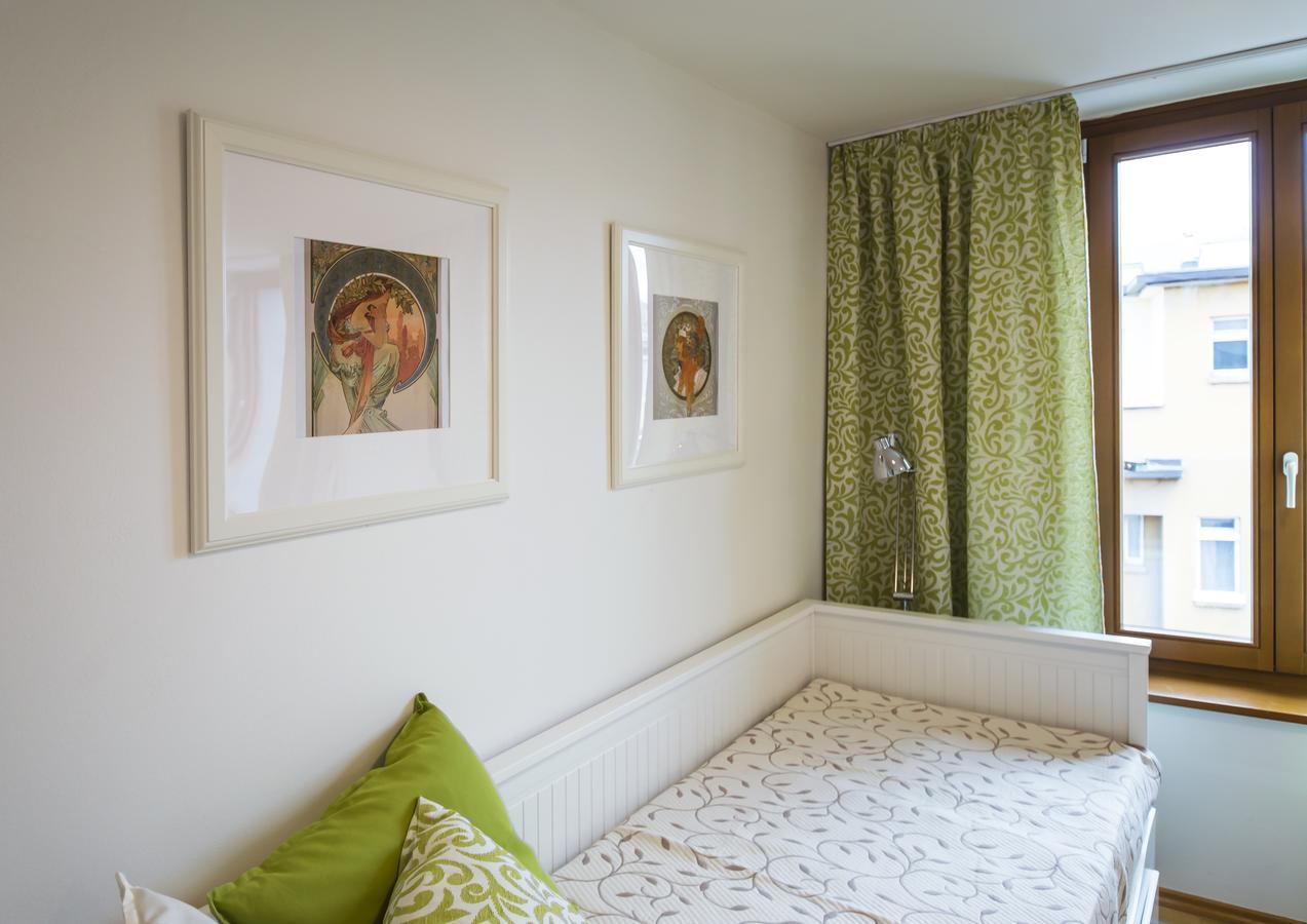 Modern Apartment Charvatova Prague Extérieur photo