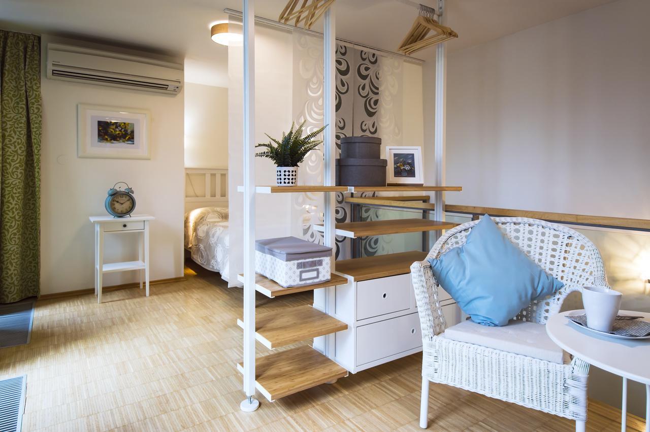 Modern Apartment Charvatova Prague Extérieur photo