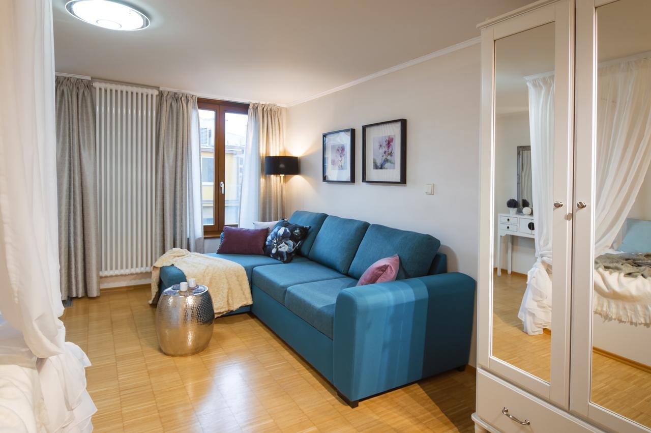 Modern Apartment Charvatova Prague Extérieur photo
