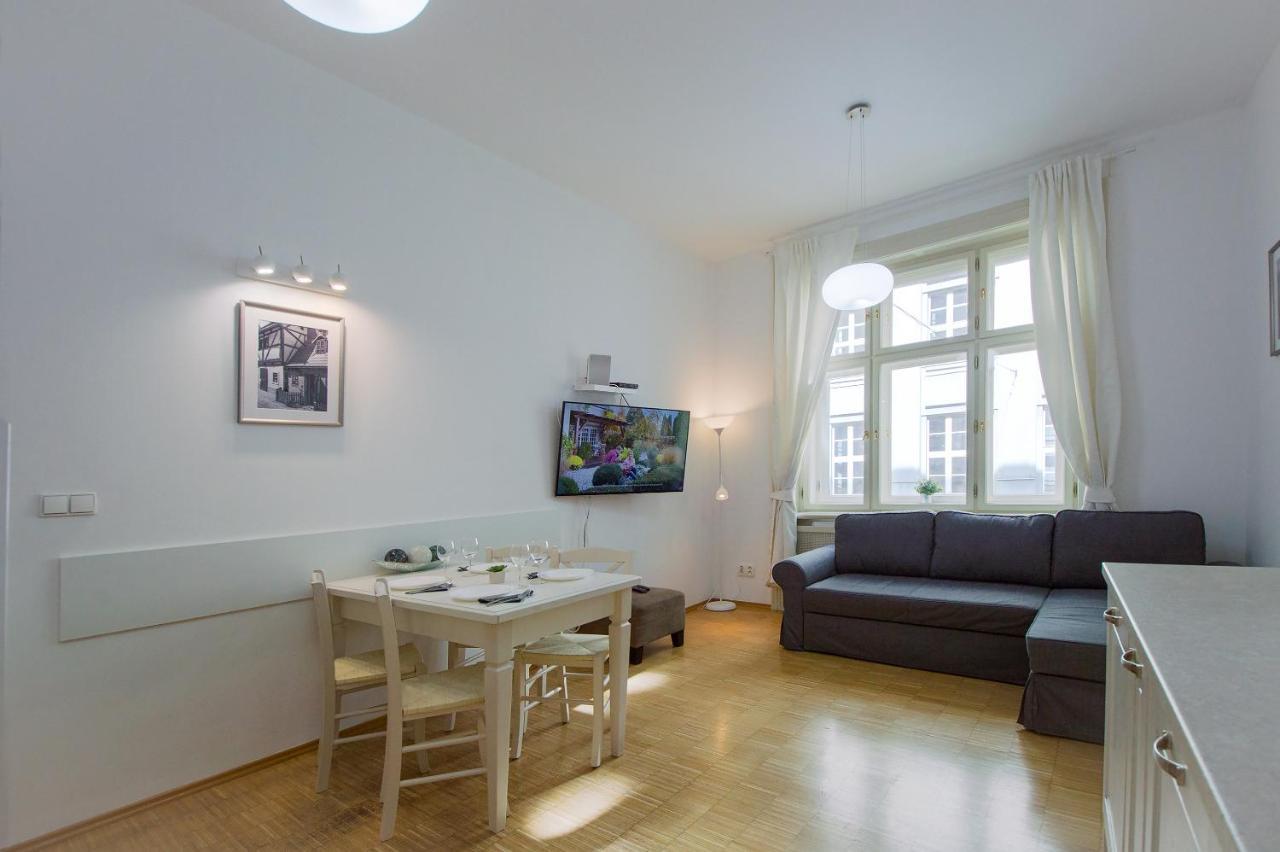 Modern Apartment Charvatova Prague Extérieur photo
