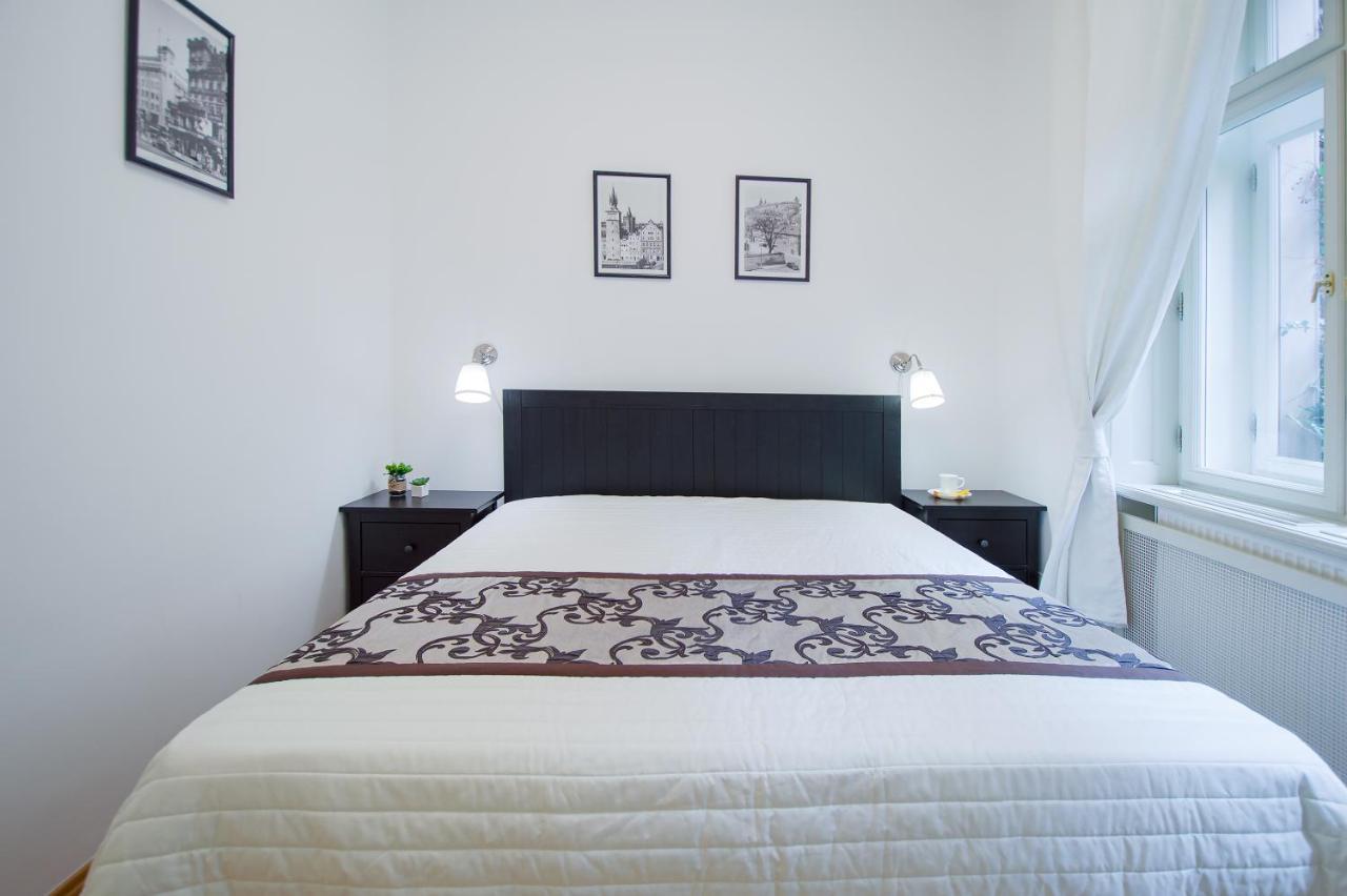 Modern Apartment Charvatova Prague Extérieur photo